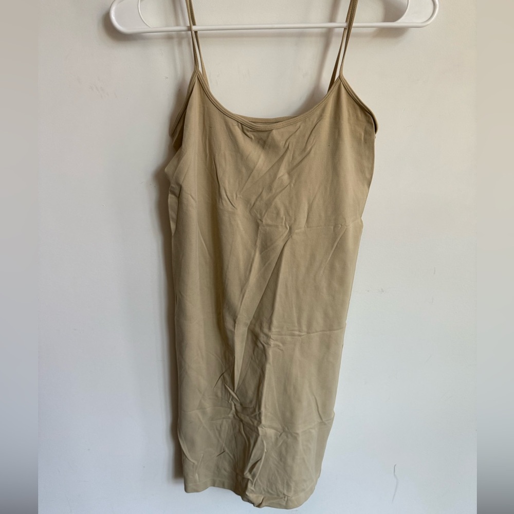 Nude slip